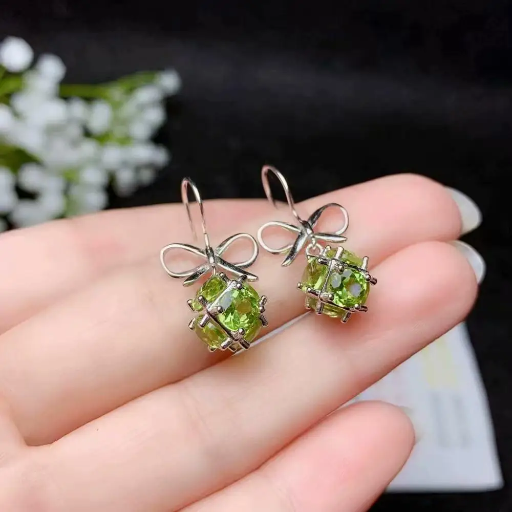 classic green peridot gemstone dangling earrings925 sterling silver hook natural gemnew style attractive birthday Christmas gift