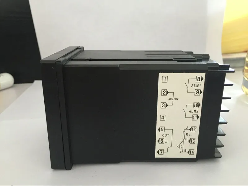 AC100-240V Temperature Controller RKC REX-C700 Thermocouple/PT100 Input Relay Output and SSR Output 72*72mm