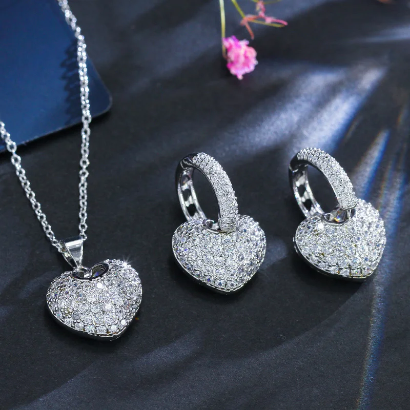 CWWZircons Micro Pave Zirkon Roségoldfarbene Herz-Ohrringe & Halskette, Schmucksets bekannter Marken für Damen, Großhandel T0017 – Detail 2
