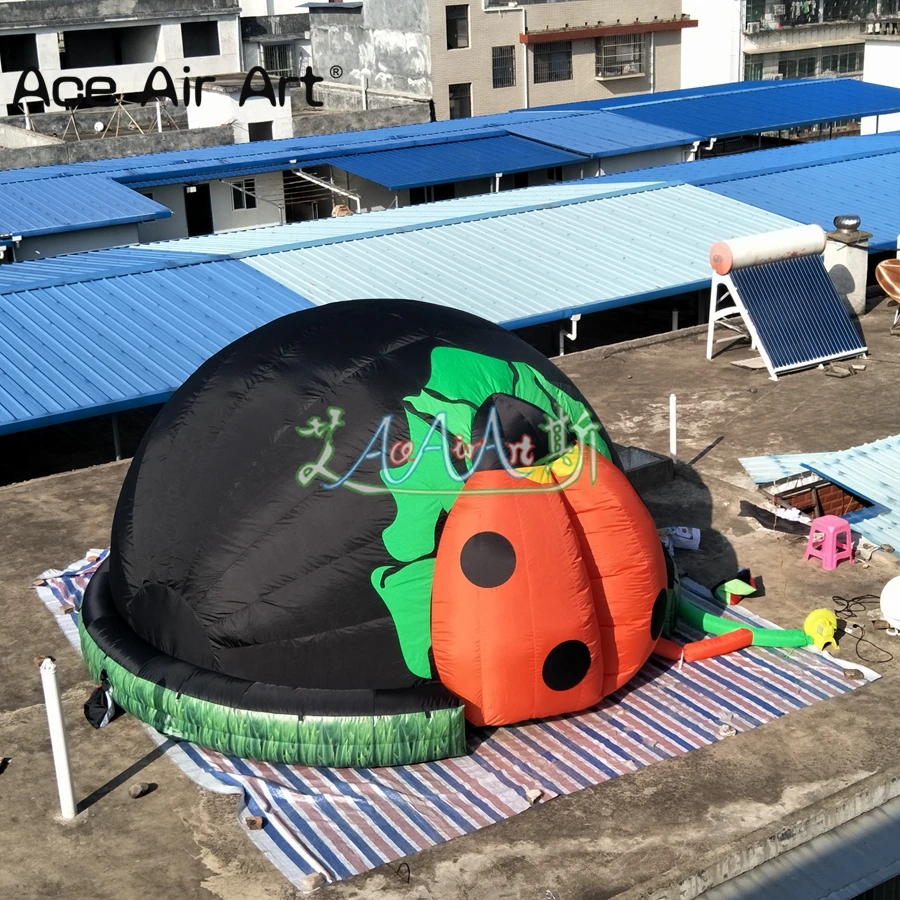 

Novel Inflatable Planetarium Tent with 7-star Ladybird Door for Students to Watch Movies or Party