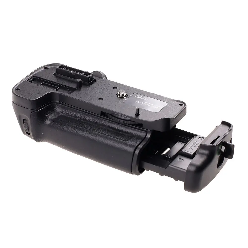 Battery Grip for NIKON D7000 DSLR Camera As MB-D11