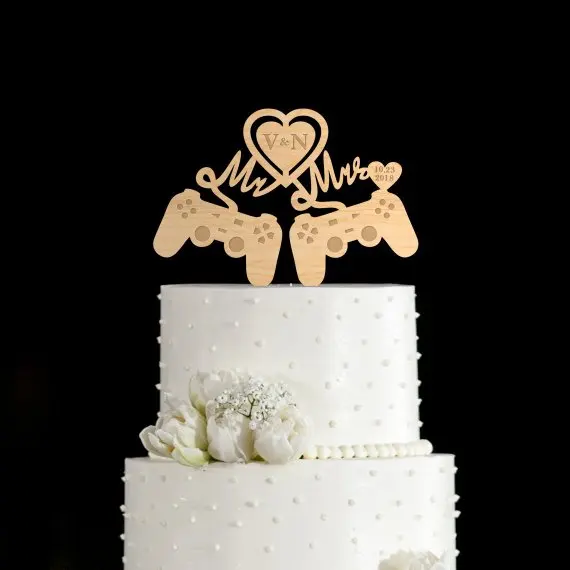 Gamer cake topper  ,wedding cake topper, mr mrs cake topper with initial