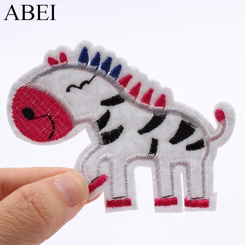 10pcs/lot Cartoon Animal Patch Iron On Hippo Sticker Embroidery Zebra Appliques for Kids Clothes Bags Jeans Pants Sewing Patches