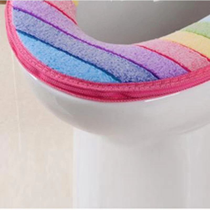 Rainbow Coral Velvet Warm and Comfortable Toilet Seat Cover for Bathroom Pumpkin Pattern Cushion Pads