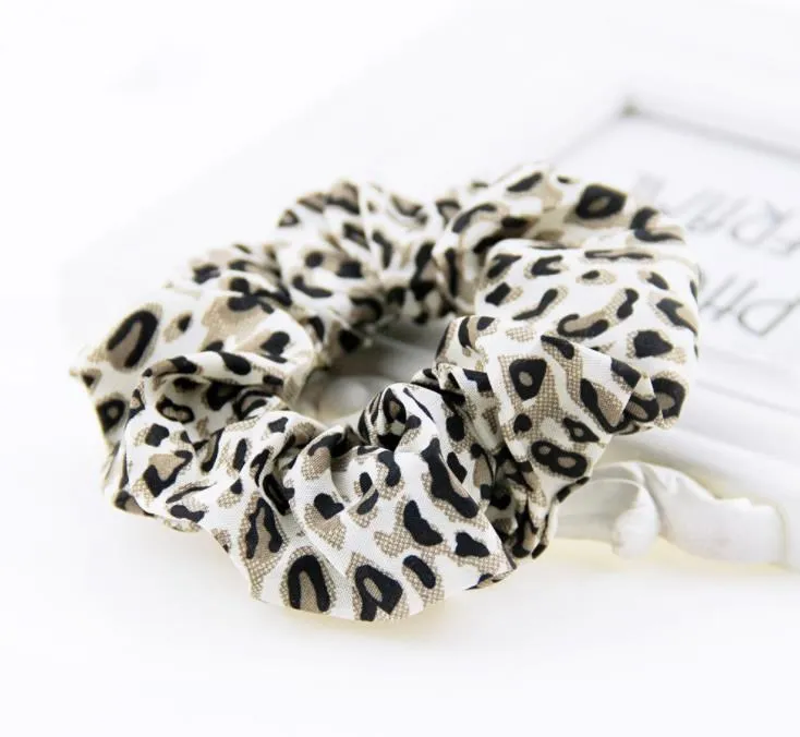 1Pcs Classic simple Smooth Animal Leopard print hair Scrunchies Leopard Print Houndstooth patterns Wild hairbands accessory