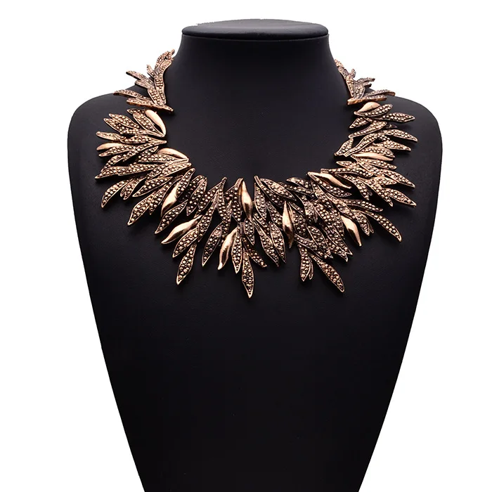 Indian Ethnic Vintage Statement Metal Large Collar Choker Necklace Women Irregular Punk Big Bib Retro Necklace Jewelry 2024 New