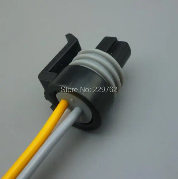 Shhworldsea 1pcs 1.5mm 3 pin car auto waterproof automotive oil Fuel Pressure Sensor Connector plug 12110192 12065287 12078090