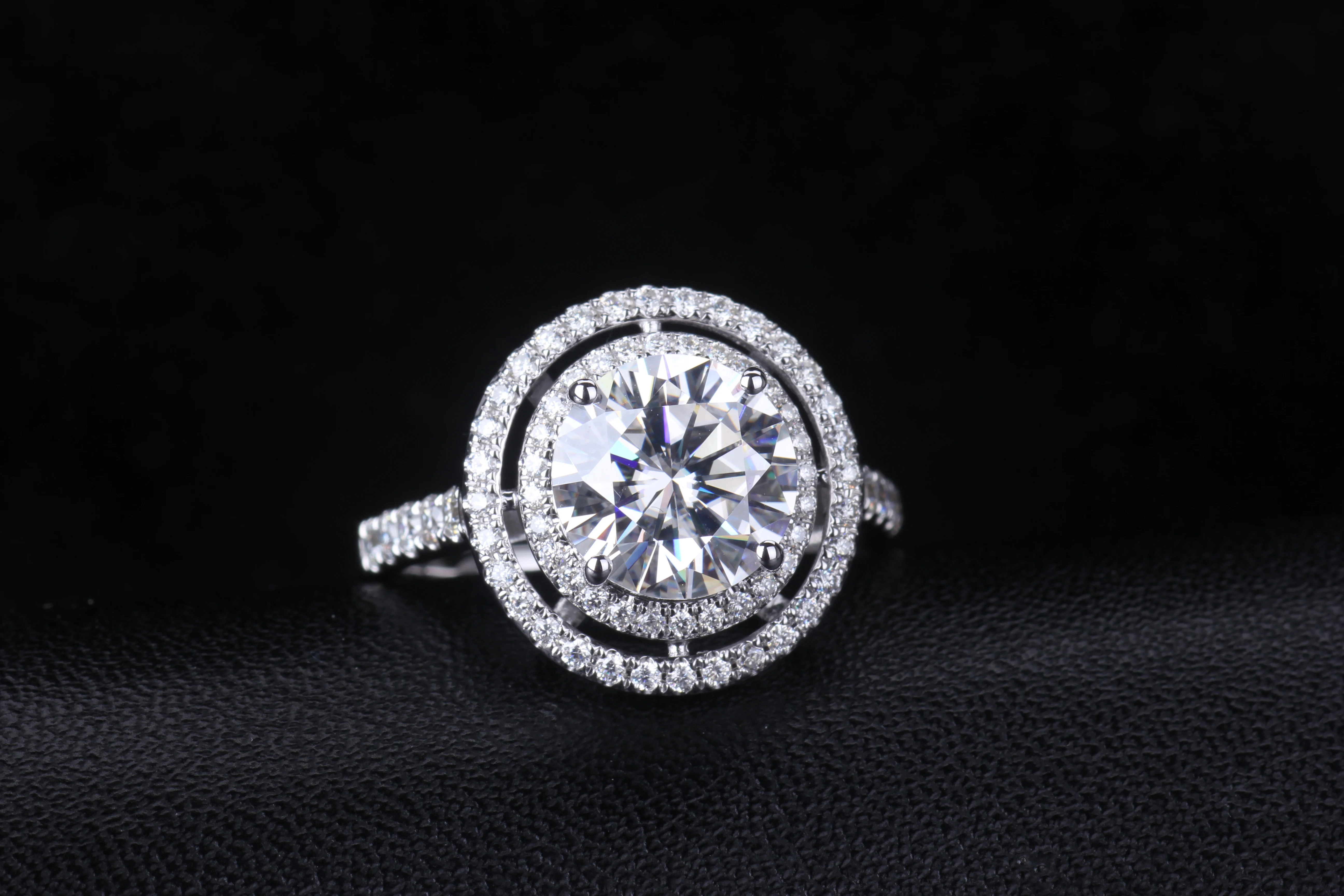 14k White Gold 3ct 9mm EF White Color Round Briliant Moissanite Diamond Ring