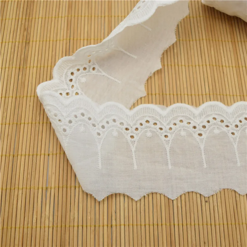 

150Yard Cotton Lace White Cotton Ruffle Eyelet Lace 7.5cm Crafts/Costume/Larp/Sewing wholesale .