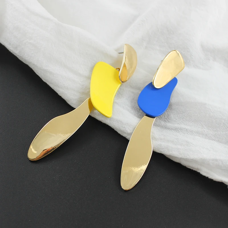 GDHY Fashion Earring Yellow Blue Asymmetric Irregular Geometric Earrings Alloy Metal baking varnish Long Drop Earring Brincos