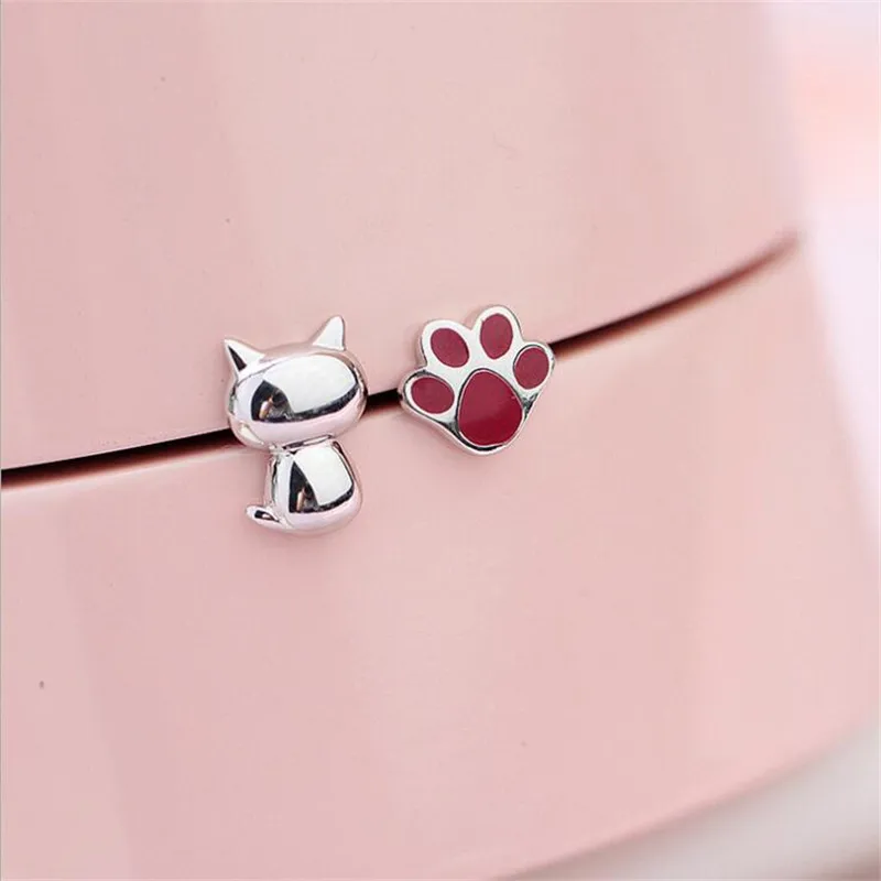 Creative Fashion Asymmetrical Epoxy Cute Animal 925 Sterling Silver Jewelry Cat And Cat Claw Female Stud Earrings E015