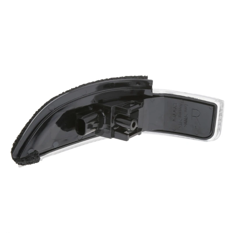 New Vehicle Car 2Pin Left Is Cab/ Right Side Is Co-pilot Mirror Indicator Turn Signal Light Lamp Bulb for Camry Corolla