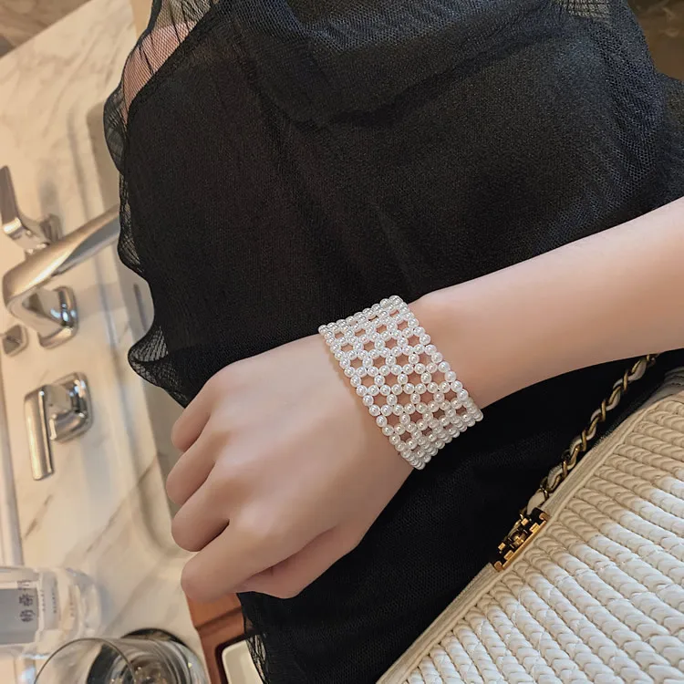 White Pearl Fashion Jewelry Weave Bracelet elastic wide bracelet for Women Summer Jewelry 2019 New Brincos