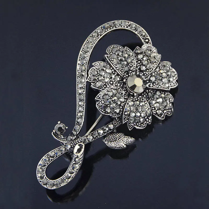 Utei Jewelry Amazing Black Color Brooch Fantastic Crystal Rhinestone Flower Broach Pin For Women And Men Awesome Apparel Pin