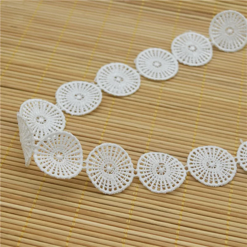 70Yards LaceTrim  ound venise/venice lace trim Embroidery Flower Bridal Wedding Wide:3cm