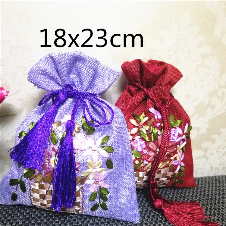 30pcs Hand Ribbon Embroidery Large Burlap Gift Bag Burlap Christmas Candy Pouch Drawstring Bunk Fabric Wedding Party Favor Bags