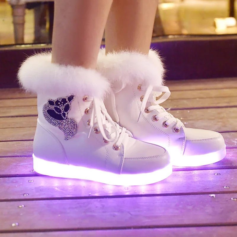 2021 Fleece Snow Boots Women UBS LED Light Shoes Casual Rabbit Hair Ankle Boots Shoes Winter Boots Warm Ladies Flat Shoes Mujer