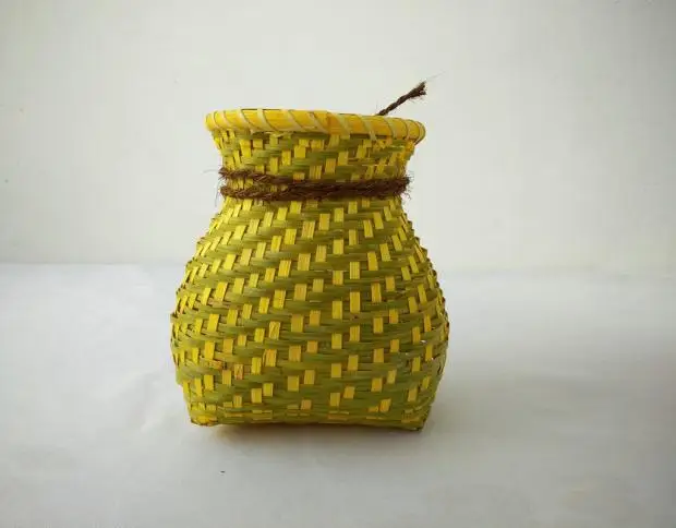 Traditional Folk Bamboo Fish Baskets Handicraft Hamdmade Containers For Decoration Show Prop Flower Arrangement Unisex 2021