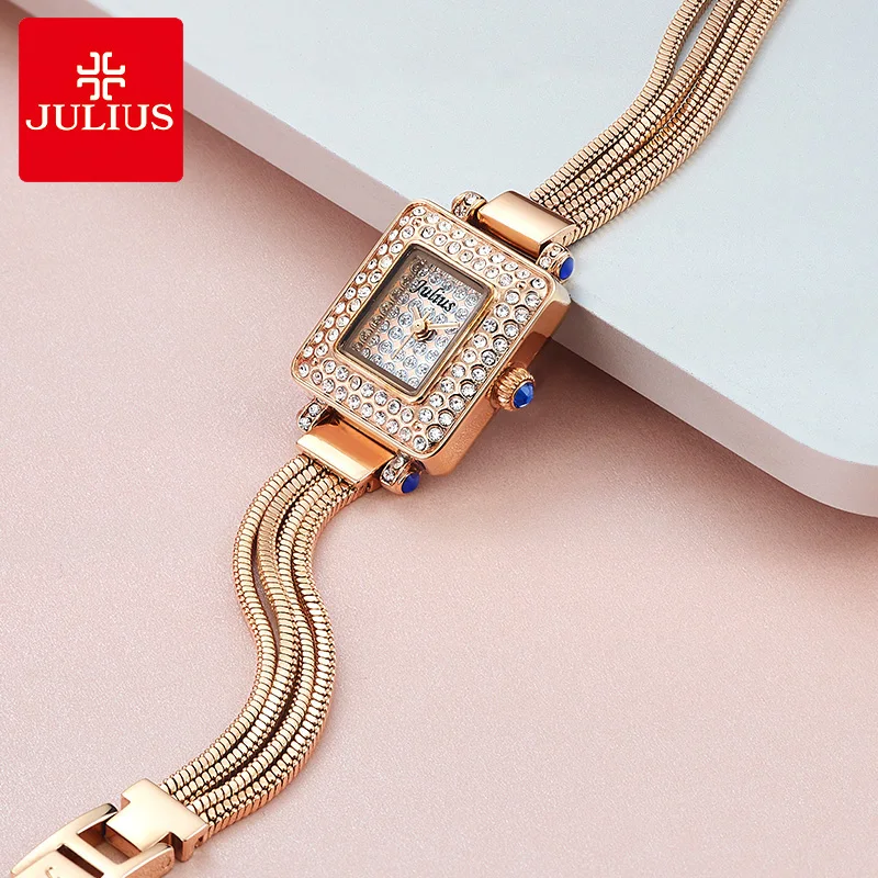

Hot Small Shining Lady Women's Watch Japan Quartz Hours Fashion Snake Chain Tassels Bracelet Girl's Clock Gift Julius Box