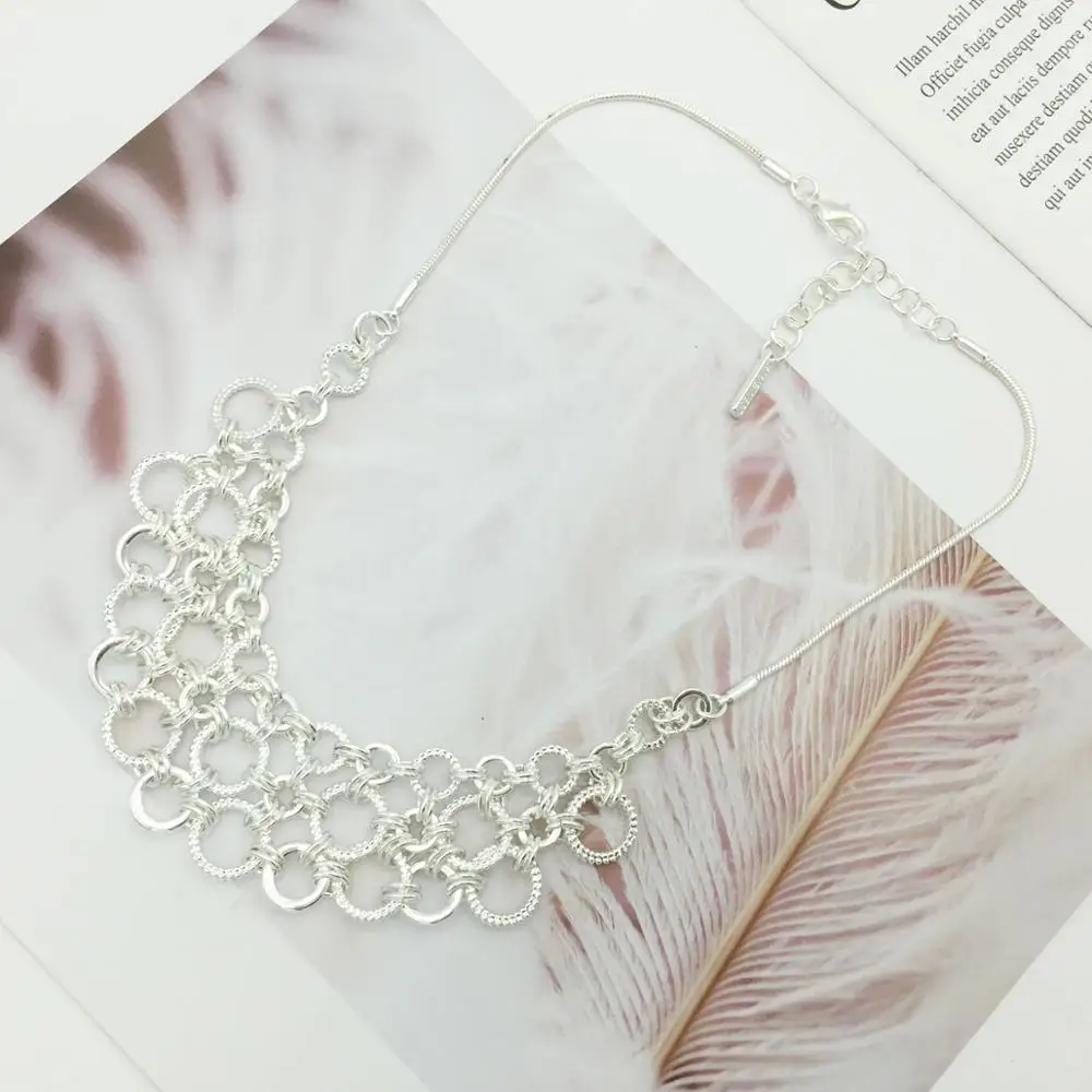 Copper Circle Series Pendant Necklace Fashion Alloy Silver Color Statement Jewelry Summer Accessories Choker Necklaces Mrs win