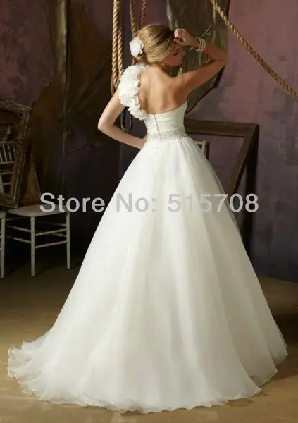 Gorgeous A-line One Shoulder Hoa Trắng Ngà Organza Tầng Length Bridal Gown Giá Rẻ Wedding Dress