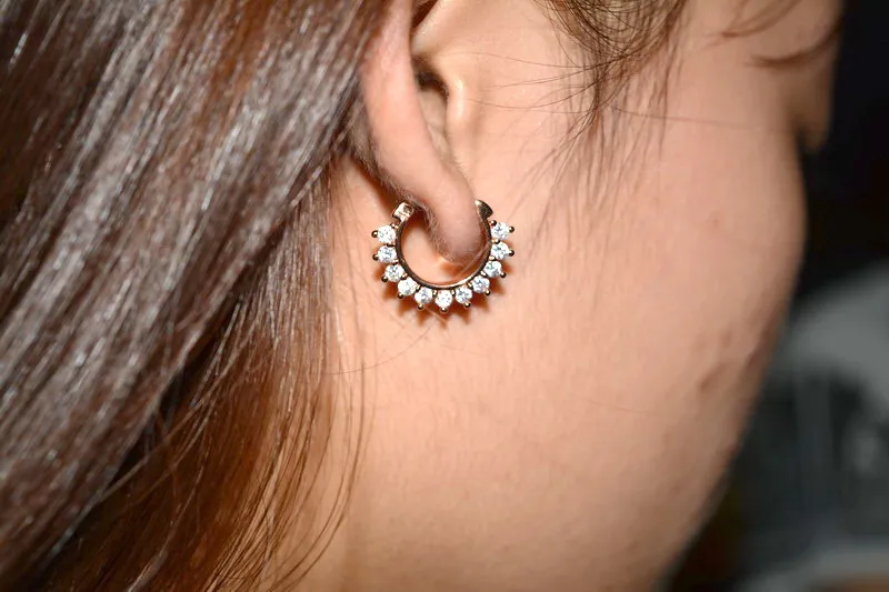 Big G23 Titanium Clicker Hoop with CZ Crystals Hypoallergenic Septum Nose Ring Helix Daith Earring Elegant Women Body Jewelry