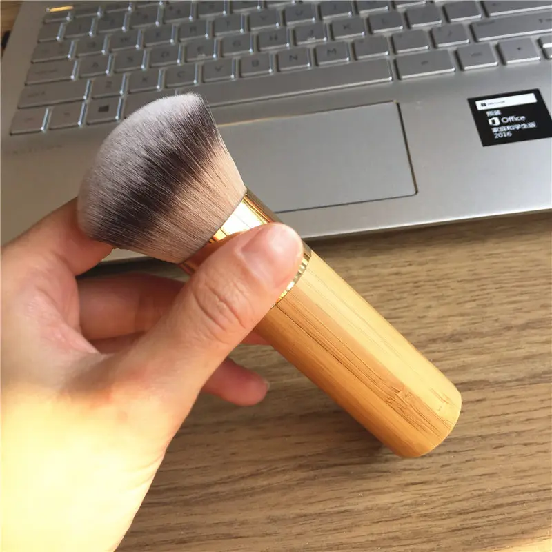 The Buffer Airbrush Finish Bamboo Foundation Makeup Brush - Dense Soft Synthetic Hair Flawless Beauty Cosmetics Blender Tools