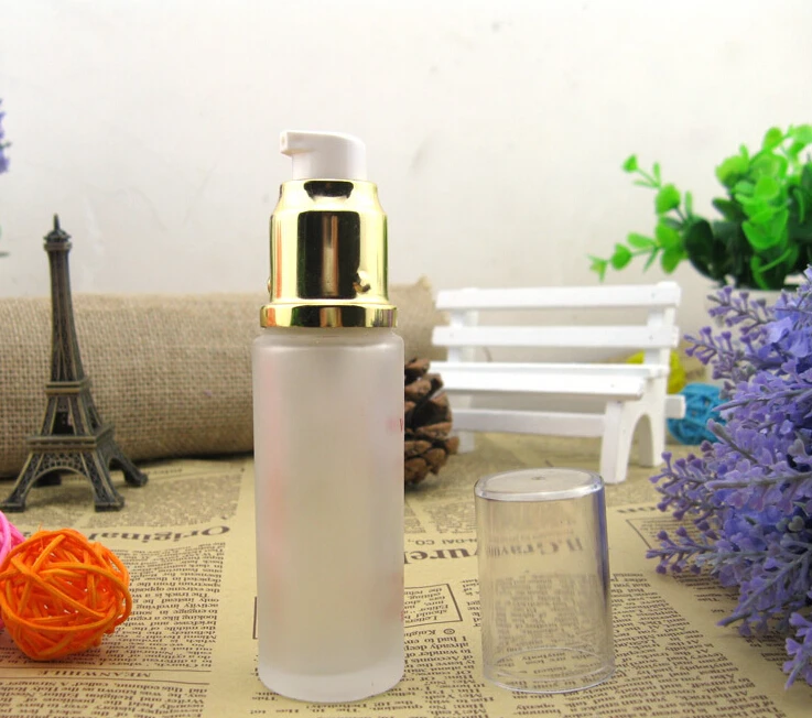 Wholesale 30ML Frosted Glass Lotion Pump Bottle 1 oz Aluminum Pump Glass Bottle Cosmetic Container