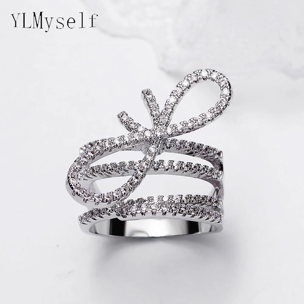 Women's Cute Micro Pave Zirconia Crystal Knot Ring High Quality White Anel Feminino Finger Jewelry Accessory