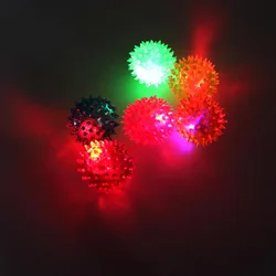 Bolas de rebote alto con luz intermitente para niños, juguete sensorial de erizo, envío gratis