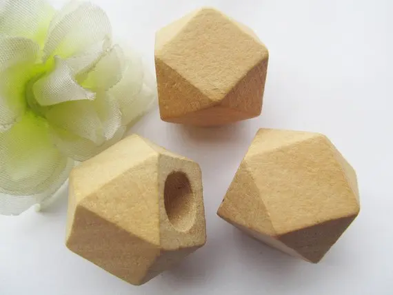 100pcs 25mm Large Big Hole Unfinished Faceted Natural Wood Spacer Beads Charm Finding,14 Hedron Geometricf Figure Wooden Beads