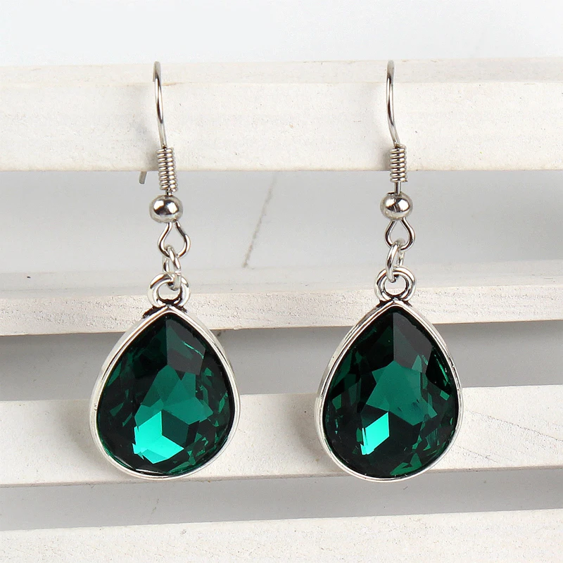 1set Vintage Water drop Pendant Necklace & earrings Fashion Jewelr green