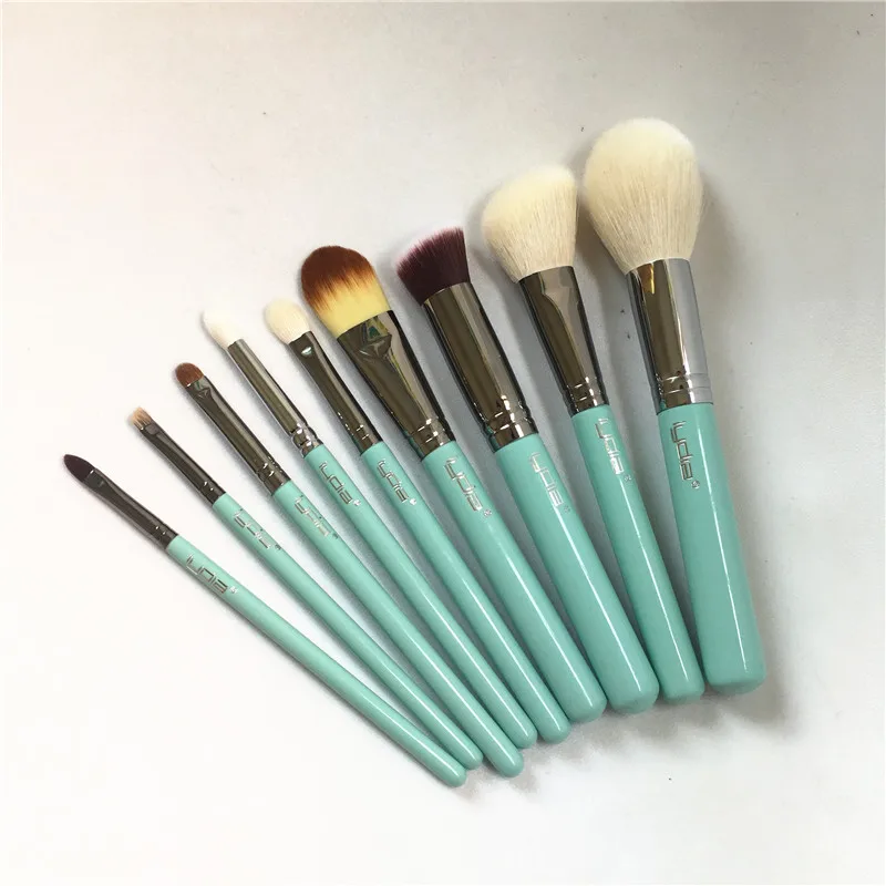 Lydia T-Series Brushes (T1 - T9) - High Quality Natural Hair Extra-Soft Feeling for a flawless Perfect Finish of Beauty Makeups