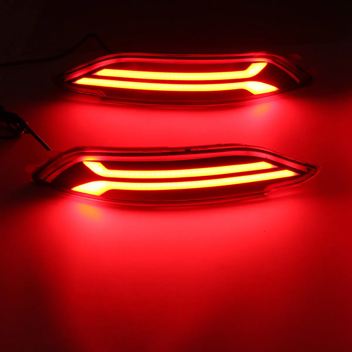 Pair LED Rear Bumper Reflector Light Car Driving Brake Fog Trim Molding Tail Lamp  For Hyundai Tucson 2015 2016 2017 2018