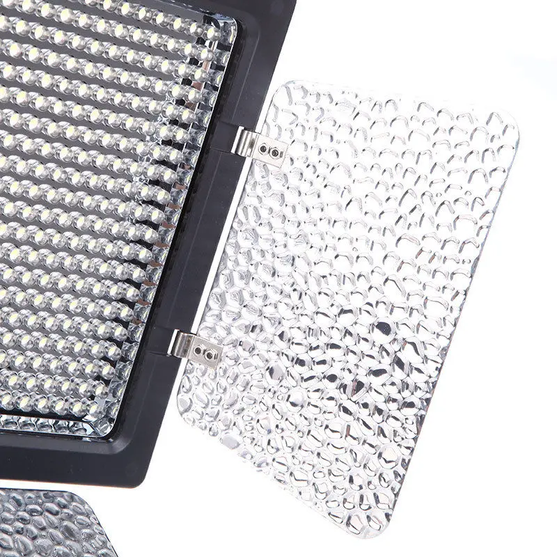 YONGNUO YN600L 600 LED Video Light Panel 3200K-5600K Color