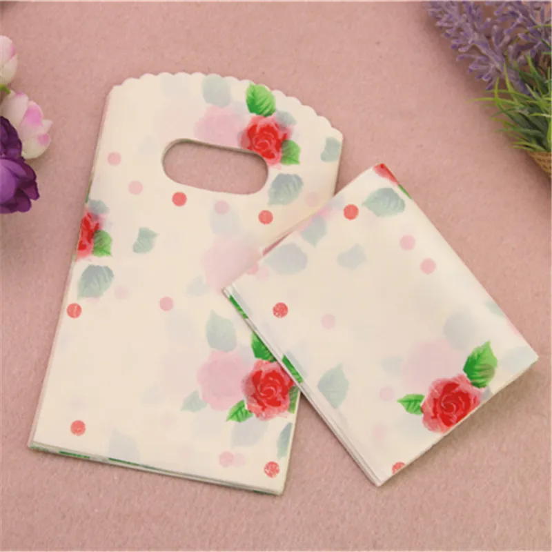  New Design Wholesale 50pcs/lot 9*15cm High Quality Small Beige Gift Packaging Bags With Rose Flower Favor Birthday Packing