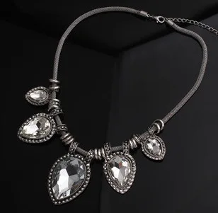 Luxury Vintage Women Choker Necklace Big Crystal Jewelry Silver Color Chain Boho Chunky Statement Maxi Necklaces Collier Femme