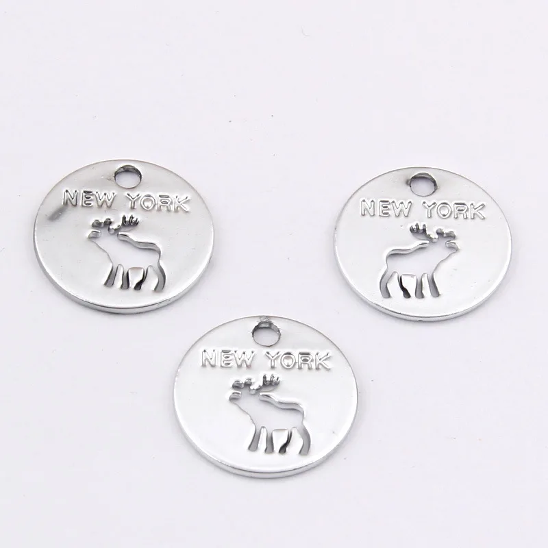 

100pcs 23*23mm Christmas Reindeer Hollow Tag Alloy Jewelry Accessories Wholesale