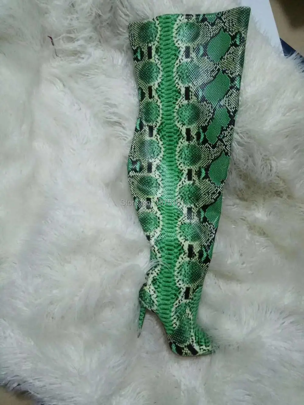 Stivali da donna in pelle di serpente verde stivali alti con punta a punta di nuova moda stivali sopra il ginocchio décolleté Sexy con serpente