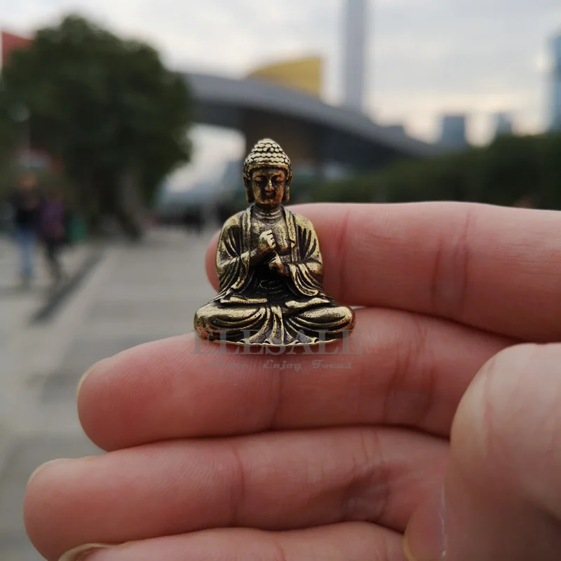 Mini estátua de buda de latão vintage, portátil, figura de buda, escultura, bolso, escritório, casa, decoração, brinquedo, presente