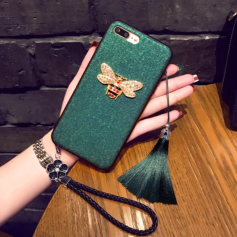 

Fashion girl 3d Bee With Lanyard Phone Cover Case For Iphone 14 13 12 X 11 pro Xs Max Xr 10 8 7 6s Plus Pu Leather Coque Fundas