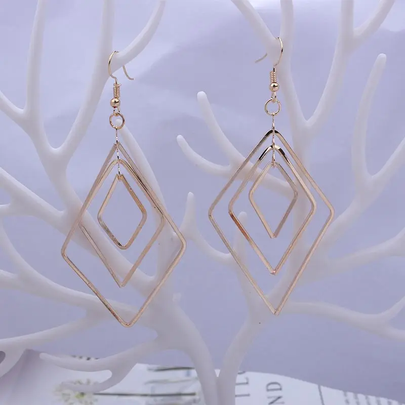 2019 Women Statement Earrings Long Drops Earing Fashion Jewelry Big Geometric Rhombus Hollow Zinc Alloy Metal Earring EB247