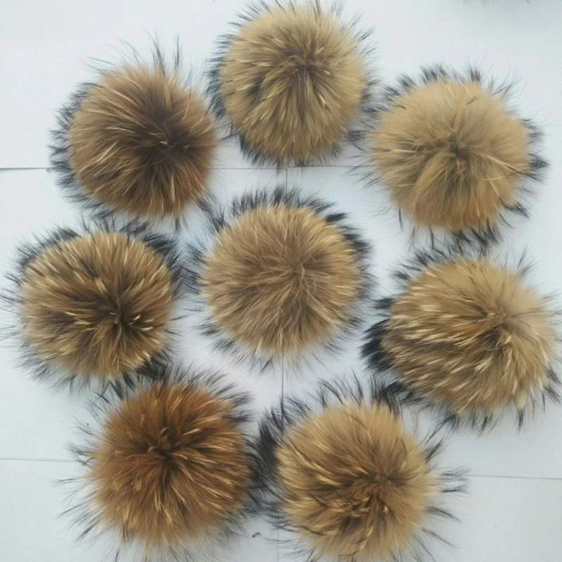 Bola de Pelo de mapache de Animal realmente Natural, pompón grande con hebilla, broche, Pin, gorros de punto, accesorios para gorras, 12-15cm