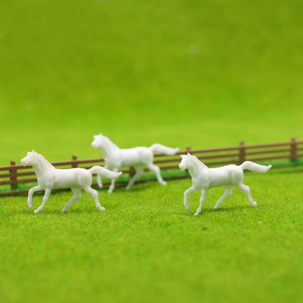 100pcs HO Scale 1:87 Unpainted Farm Horse White Model Horses Different Poses AN8702B