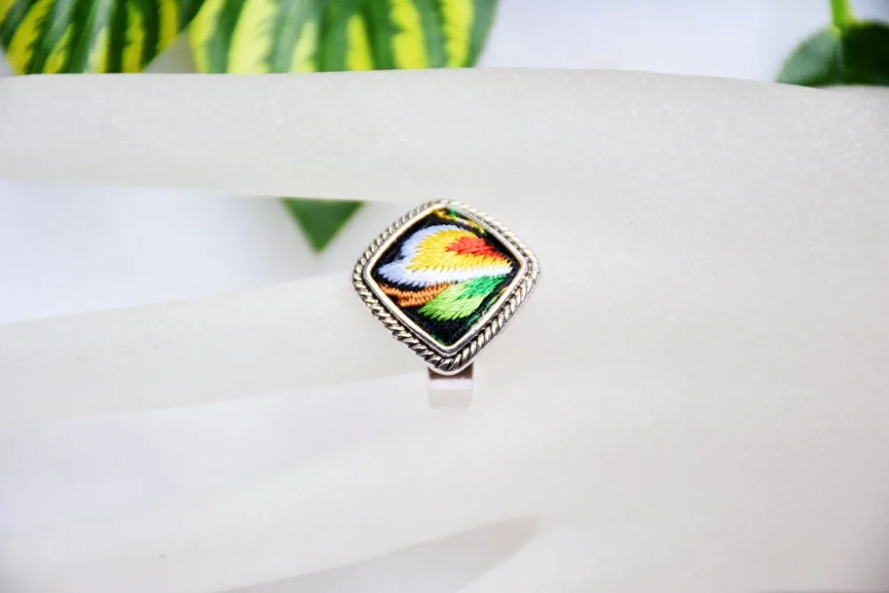 Yunnan Ethnic Fashion Bordir Patch Cincin Vintage Miao Perak Wanita Cincin Asli Unik Bordir Cincin