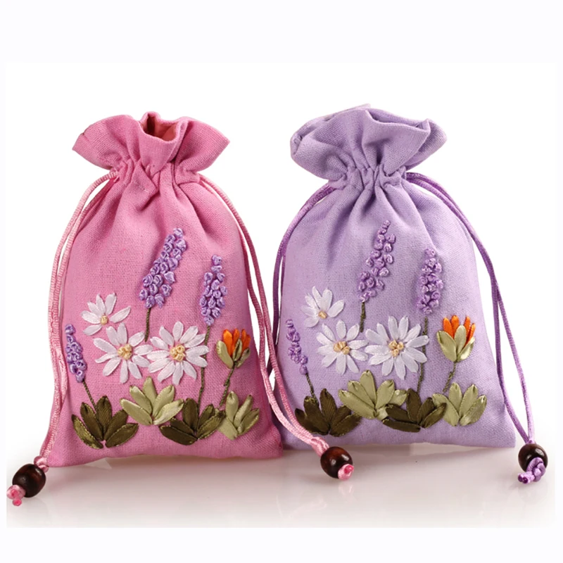 Hand Made Silk Jewelry Pouch Wedding Souvenirs Holder Bag 4.3