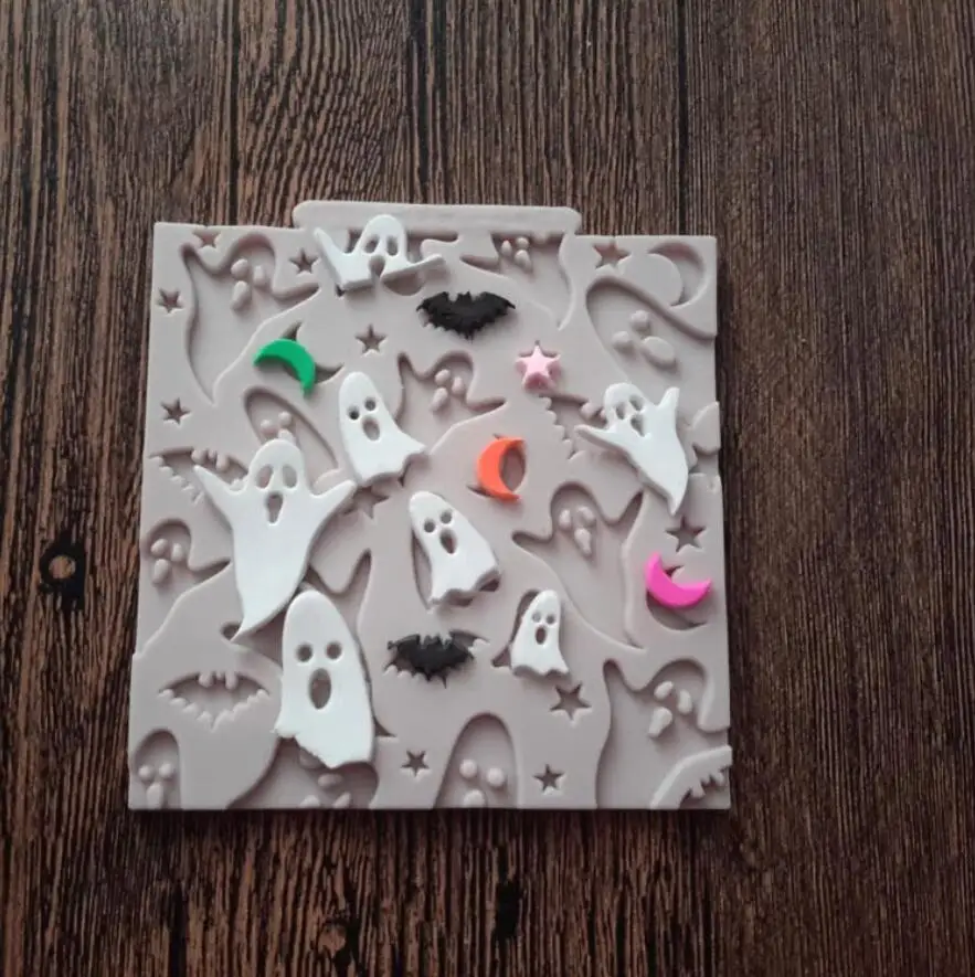 

Luyou Halloween Ghost Bat Shape Silicone Fondant Mold Cookie Cake Chocolate Mold Christmas Kitchen Accessories Moldes