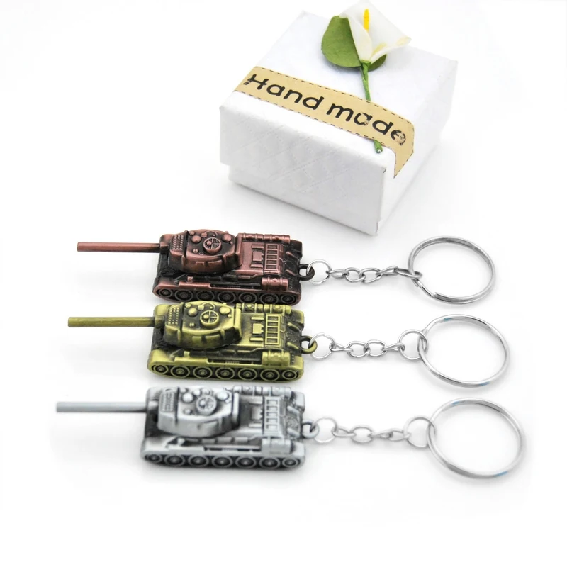 Fashion World of Tanks Key Chains Ring Men WOT Game Chariot Keychain Bag Charms Car Keyring Party Gift For Man Trinket Souvenirs