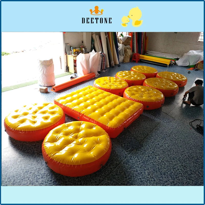 Inflatable round water floating mats for aqua park inflatable water mat