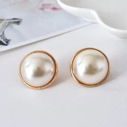 New Fashion Korean Beautiful golden Plated Shiny Pearl Heart Earring Ear clip for Women Wholesale